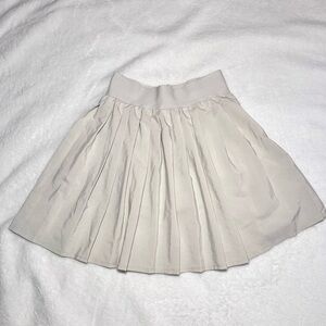 if it were me Pleated Cream Mini Skirt Tennis Skort - Size XS